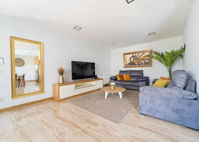 Casa De Eiro By House And People * Barcelos